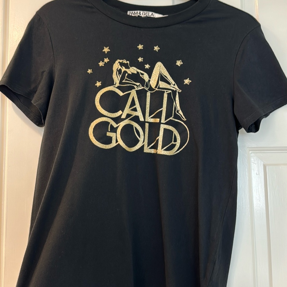 Pam and Gela tee